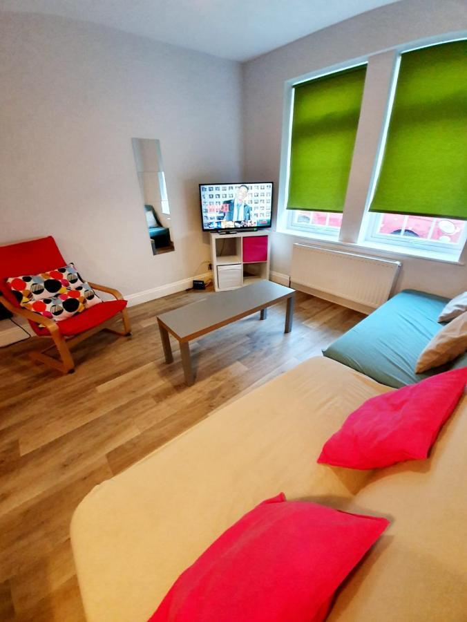 Beautiful 3 Bedroom House At The Sea Front - Amazing Location Southend-on-Sea Zewnętrze zdjęcie